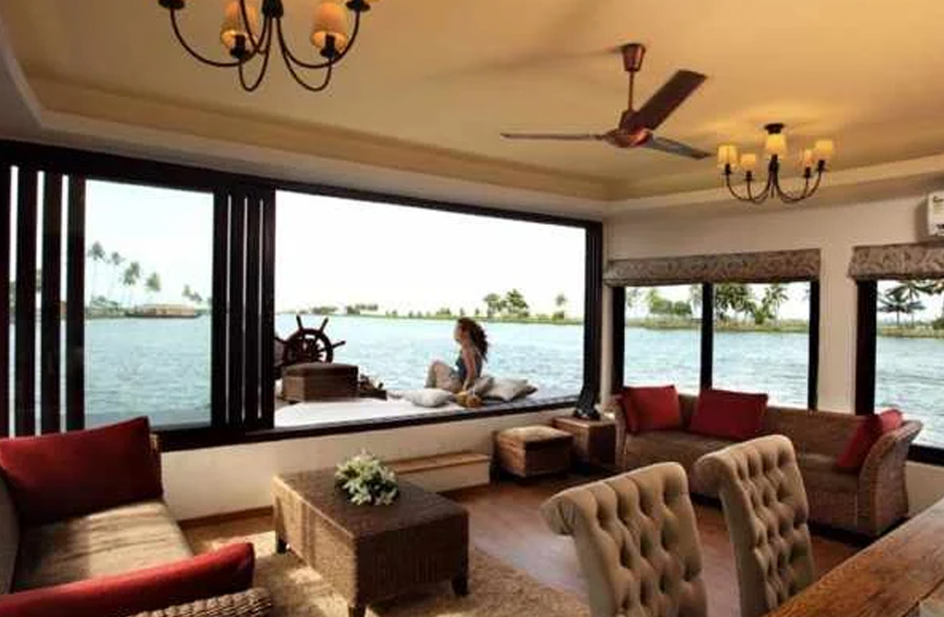 best top rated premium houseboats in alleppey